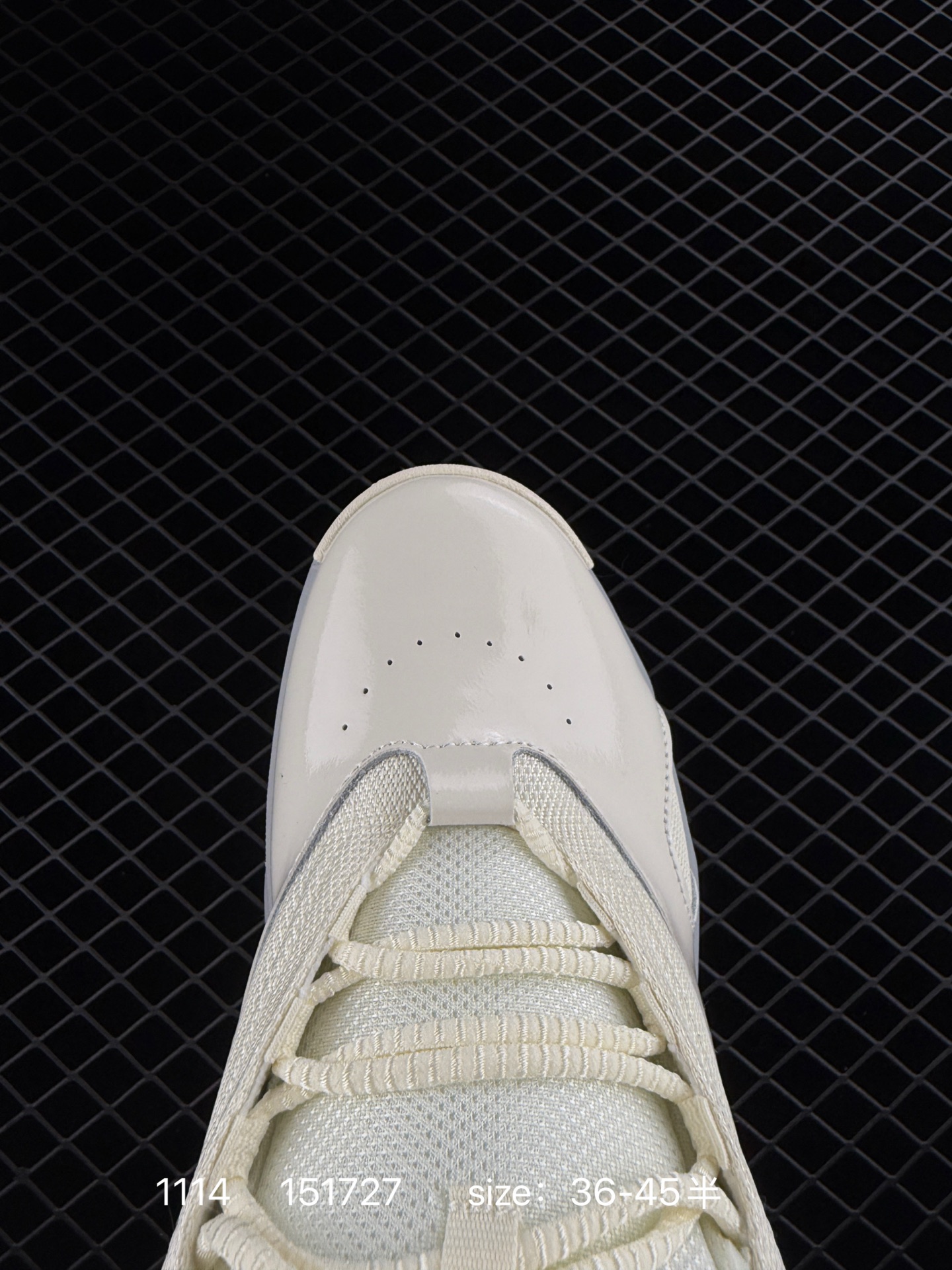 Air Jordan Max AURA JORDAN MAX AURA 6